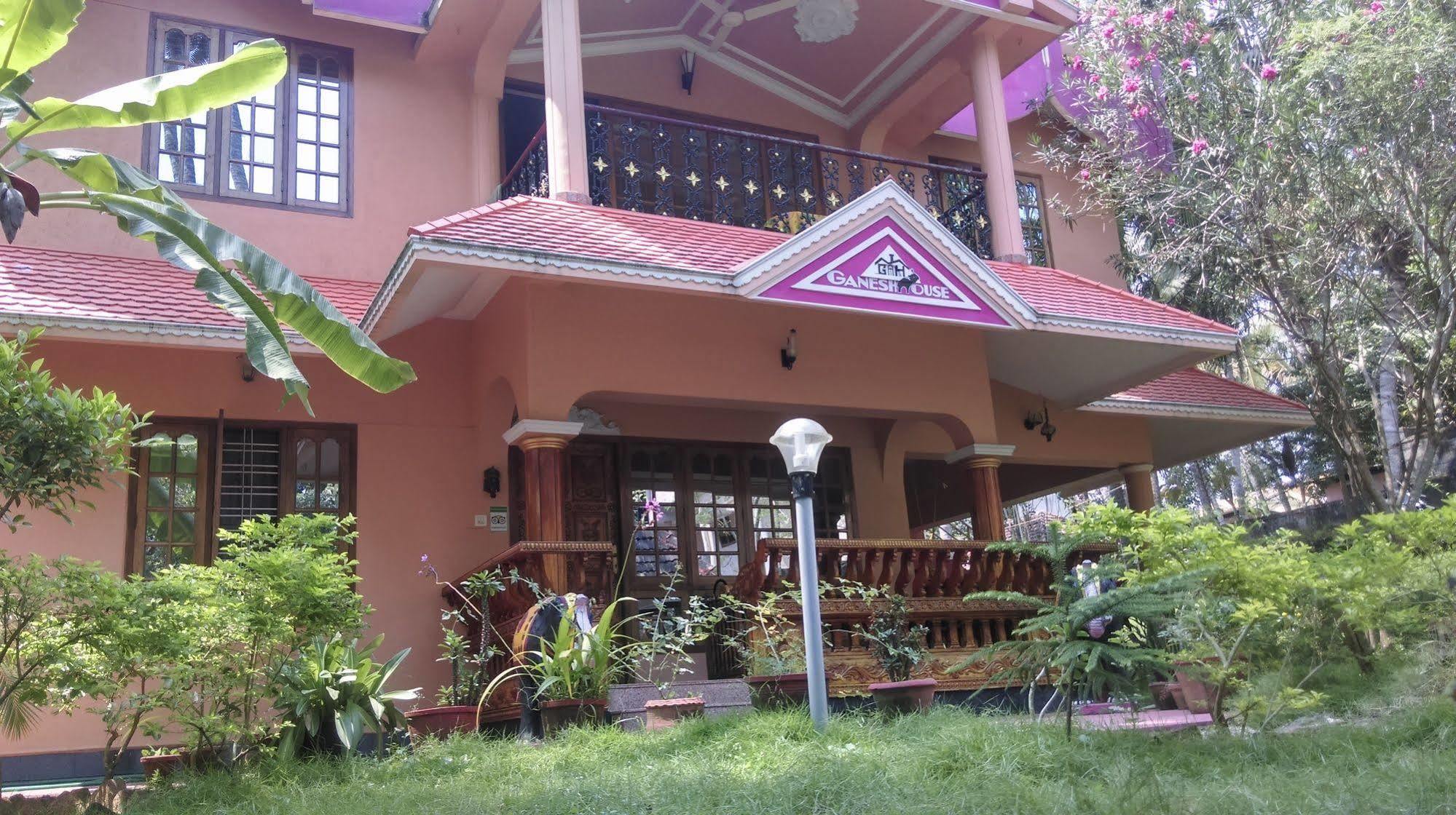 Ganesh House Homestay كوفالام المظهر الخارجي الصورة